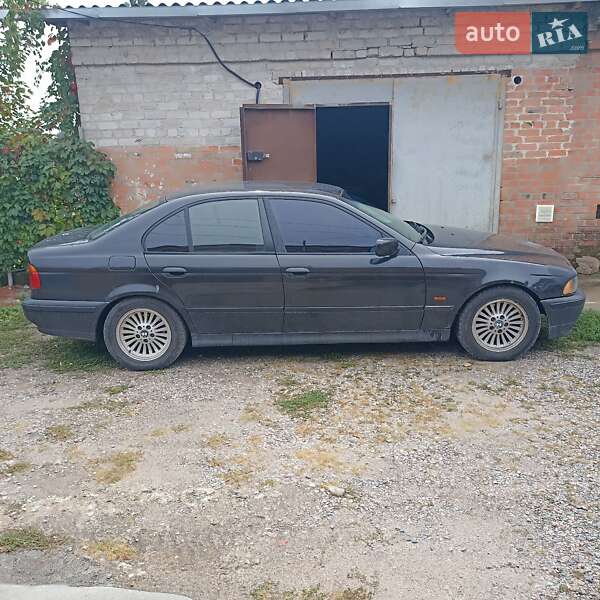 BMW 5 Series 2002