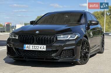Седан BMW 5 Series 2017 в Дніпрі
