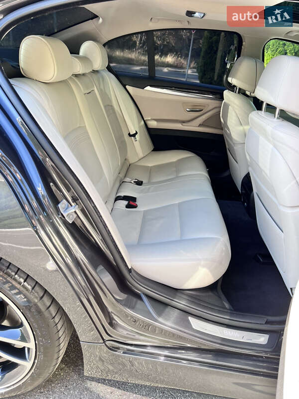 Седан BMW 5 Series 2015 в Киеве