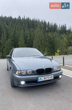 Седан BMW 5 Series 2002 в Львове