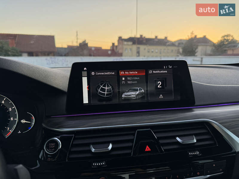 Седан BMW 5 Series 2017 в Мукачево