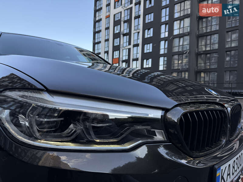 Седан BMW 5 Series 2019 в Киеве