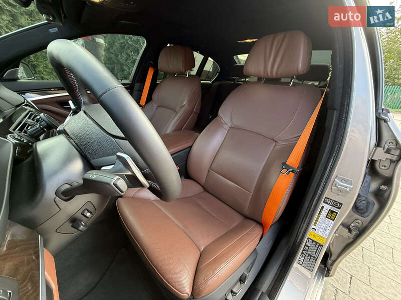 Седан BMW 5 Series 2013 в Івано-Франківську