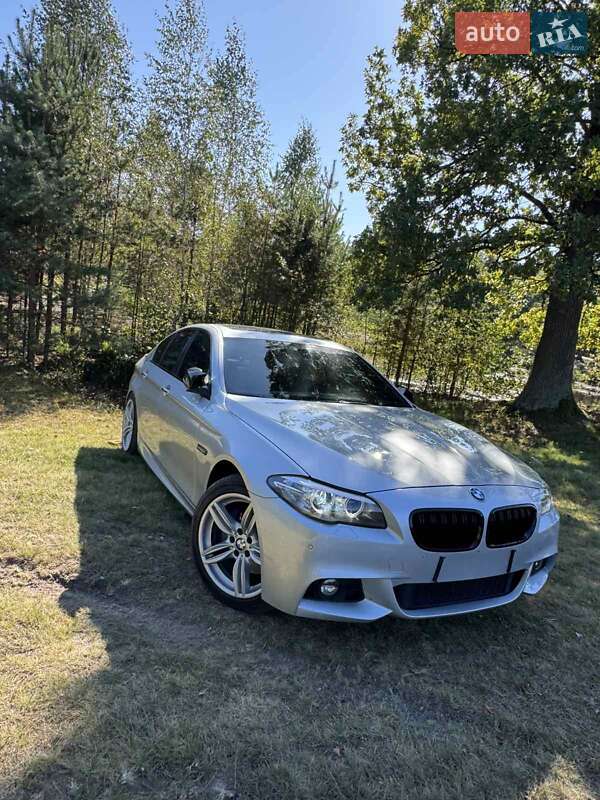 Седан BMW 5 Series 2014 в Рокитному