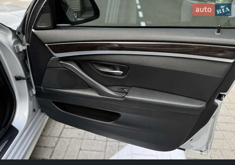 Седан BMW 5 Series 2014 в Рокитному