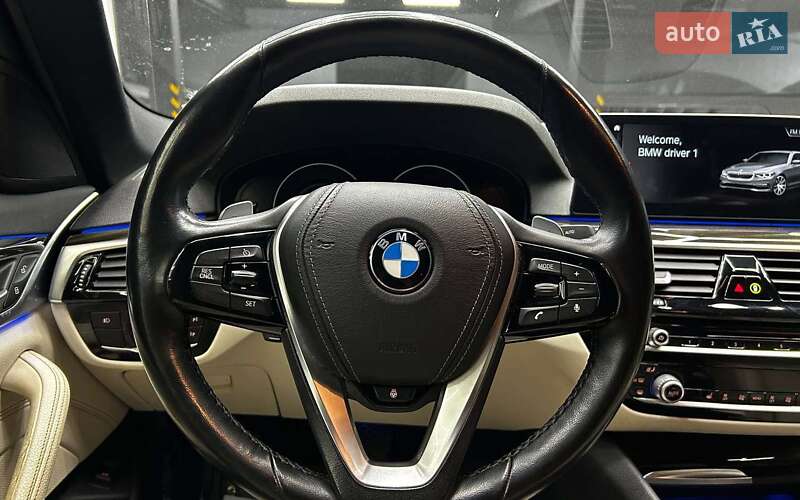 Седан BMW 5 Series 2018 в Черновцах