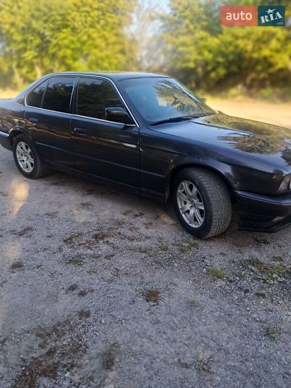 Седан BMW 5 Series 1989 в Монастыриске фото 3 Седан BMW 5 Series 1989 в Монастыриске