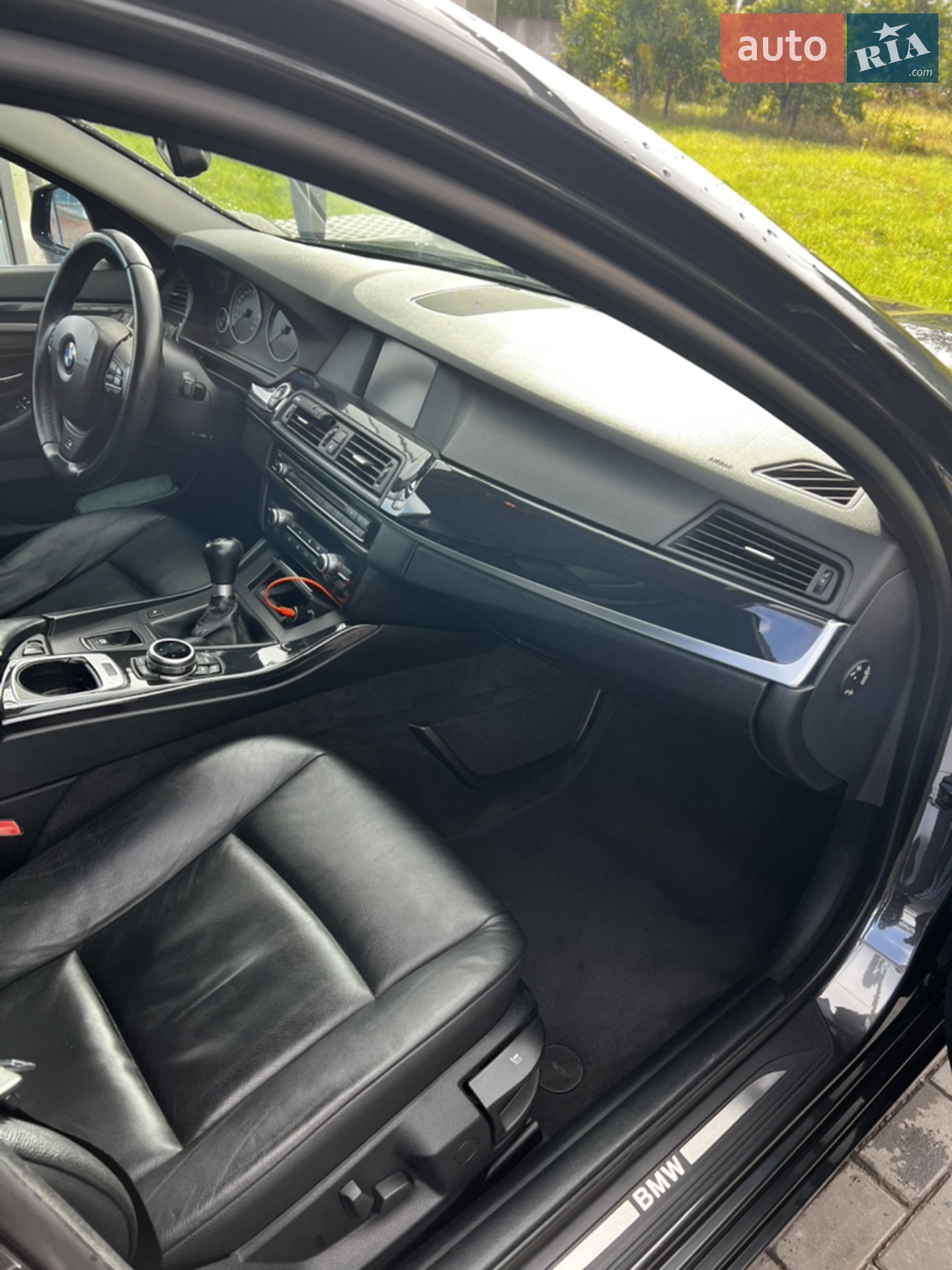 2011 BMW 5er - мініатюра 4
