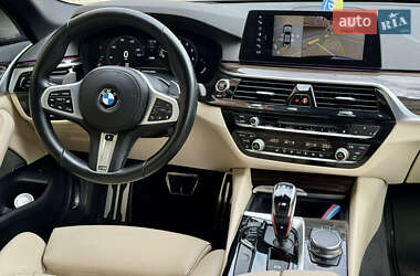 Седан BMW 5 Series 2017 в 