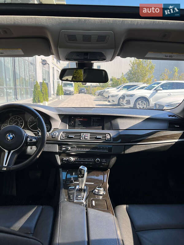 Седан BMW 5 Series 2013 в Львове