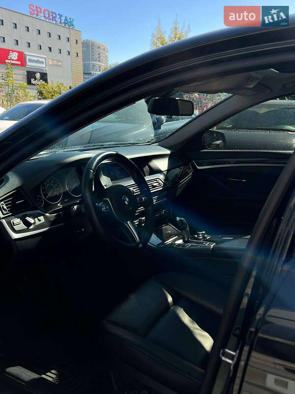 Седан BMW 5 Series 2013 в Львове