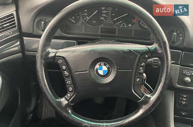Седан BMW 5 Series 1999 в 