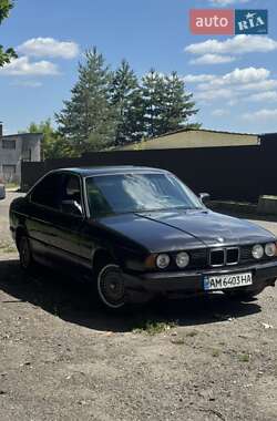 Седан BMW 5 Series 1990 в Києві