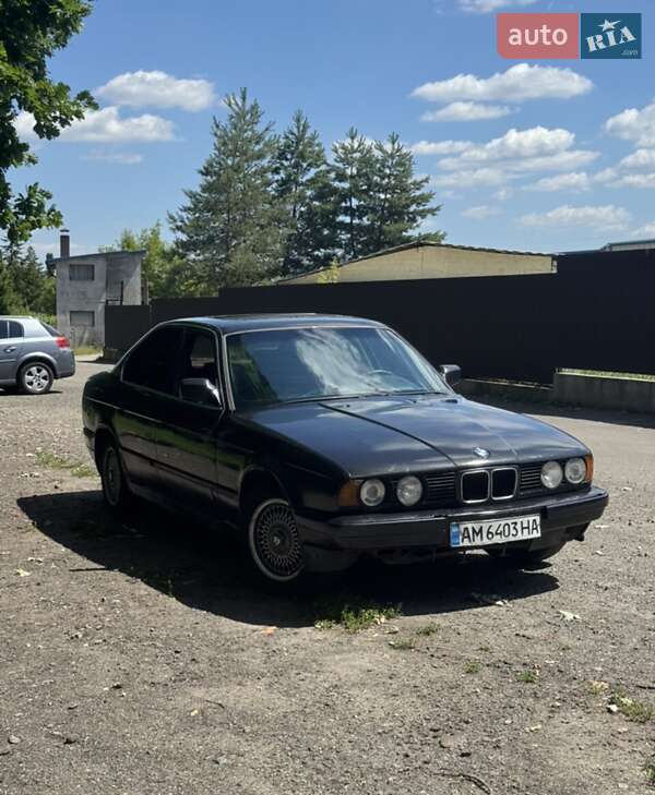 BMW 5 Series 1990