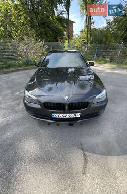 Седан BMW 5 Series 2012 в 