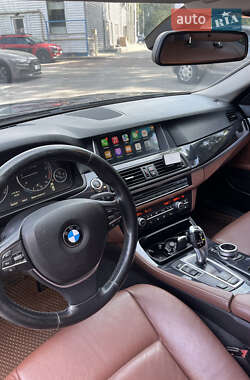Седан BMW 5 Series 2012 в 