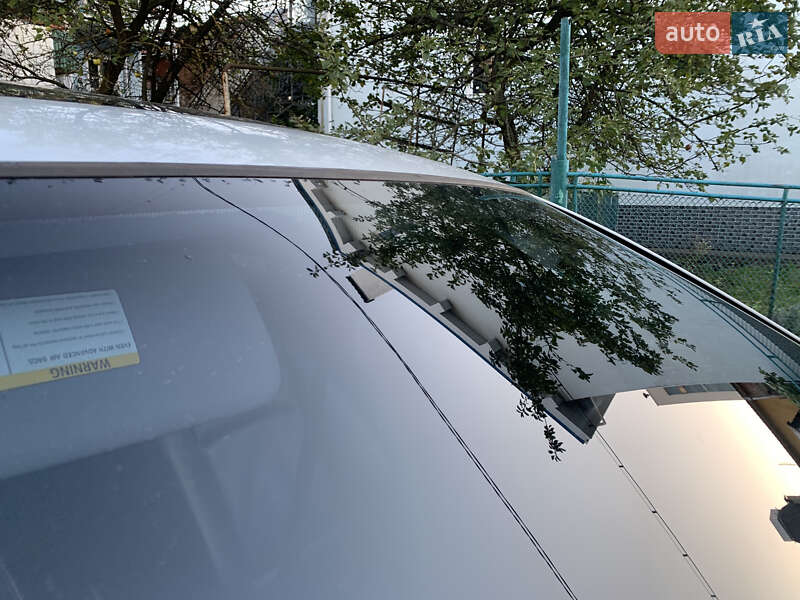 Седан BMW 5 Series 2013 в Надворной