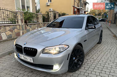 Седан BMW 5 Series 2013 в Надворной