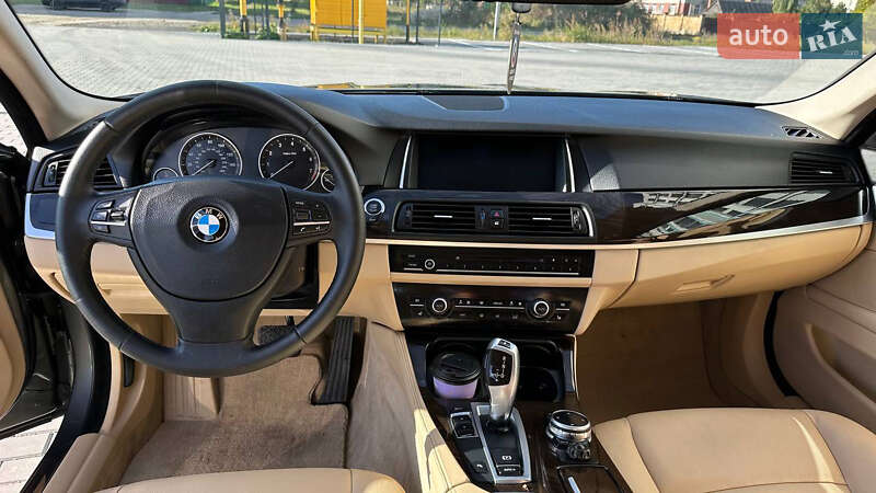 Седан BMW 5 Series 2014 в Виннице