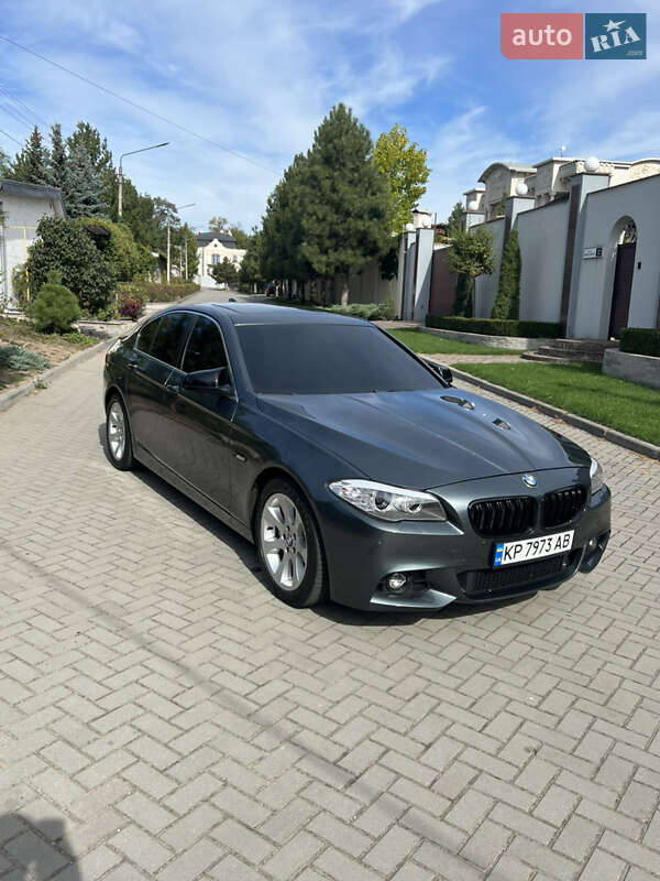 BMW 5 Series 2012