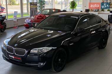 Седан BMW 5 Series 2012 в 