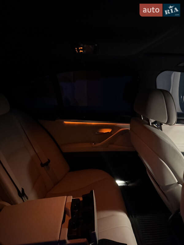 Седан BMW 5 Series 2010 в Хмельницком