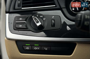 Седан BMW 5 Series 2012 в 