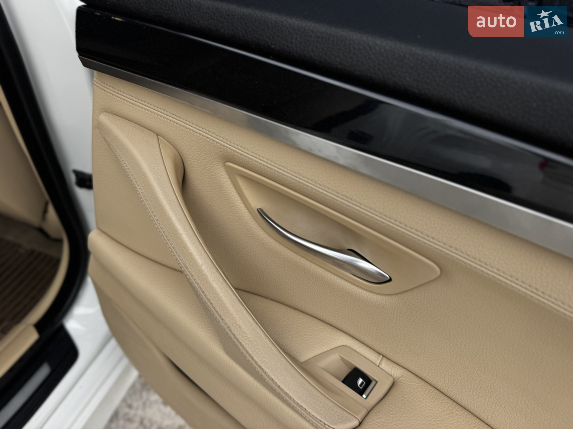 2012 BMW 5er - мініатюра 41