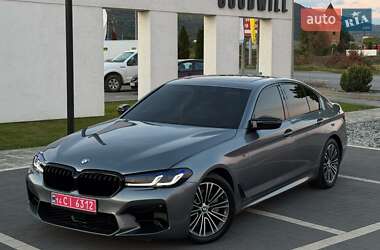Седан BMW 5 Series 2017 в Мукачево
