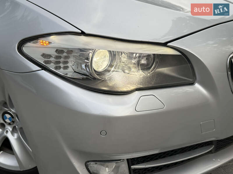 Седан BMW 5 Series 2012 в Дрогобичі