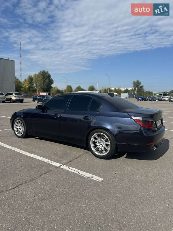 Седан BMW 5 Series 2003 в Кременчуге