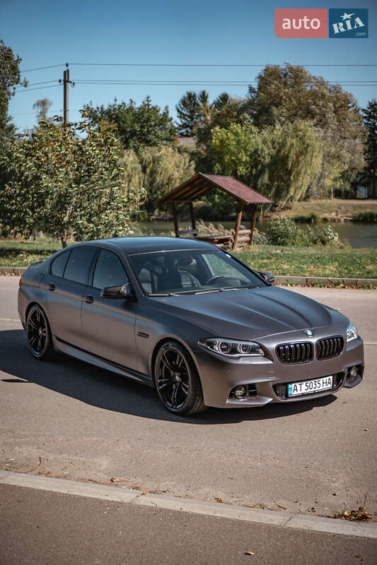 Седан BMW 5 Series 2015 в 