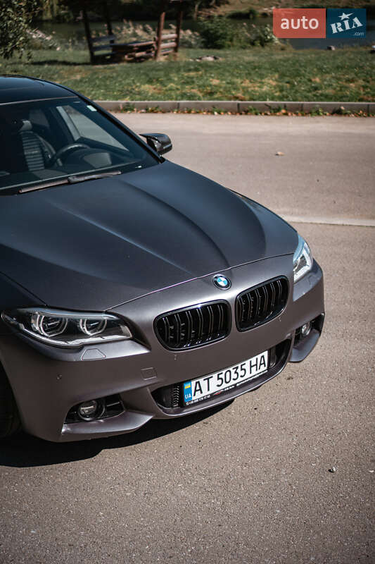 Седан BMW 5 Series 2015 в Бурштині