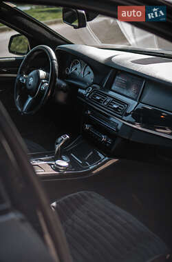 Седан BMW 5 Series 2015 в 