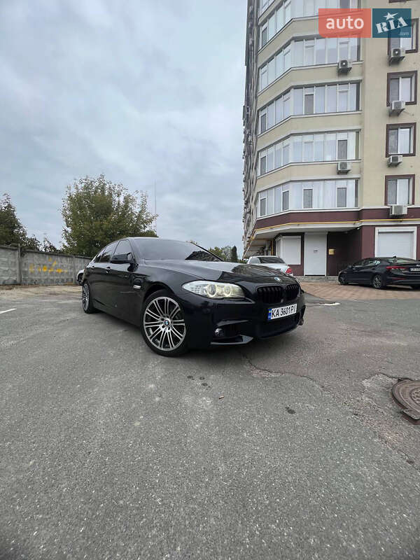 BMW 5 Series 2011