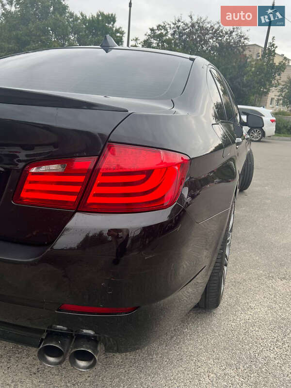 Седан BMW 5 Series 2011 в Києві фото 13 Седан BMW 5 Series 2011 в Києві