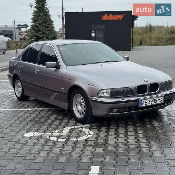 Седан BMW 5 Series 1996 в Виннице