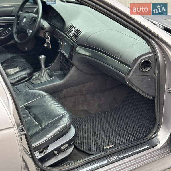 Седан BMW 5 Series 1996 в Виннице