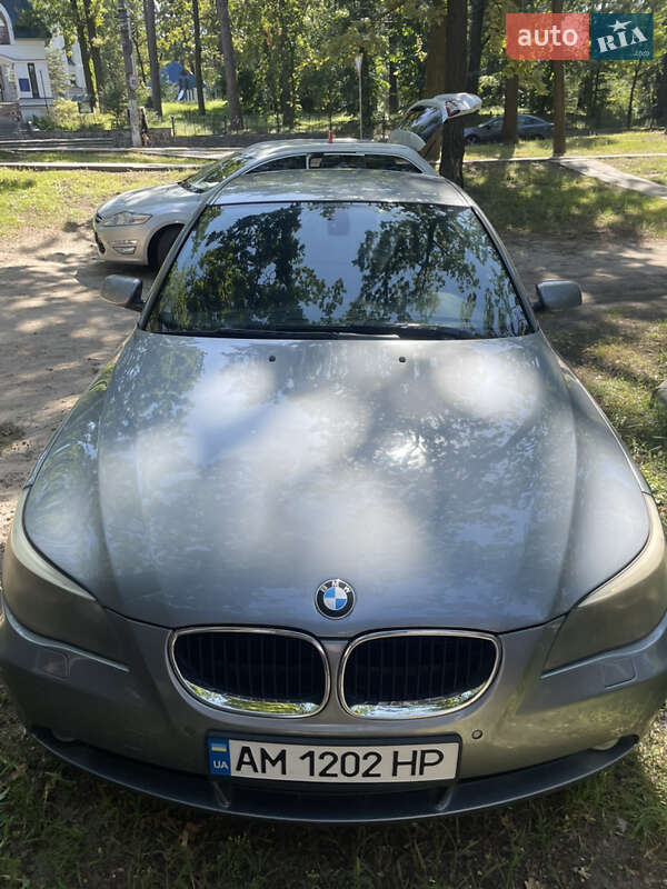 Седан BMW 5 Series 2004 в Іршанському
