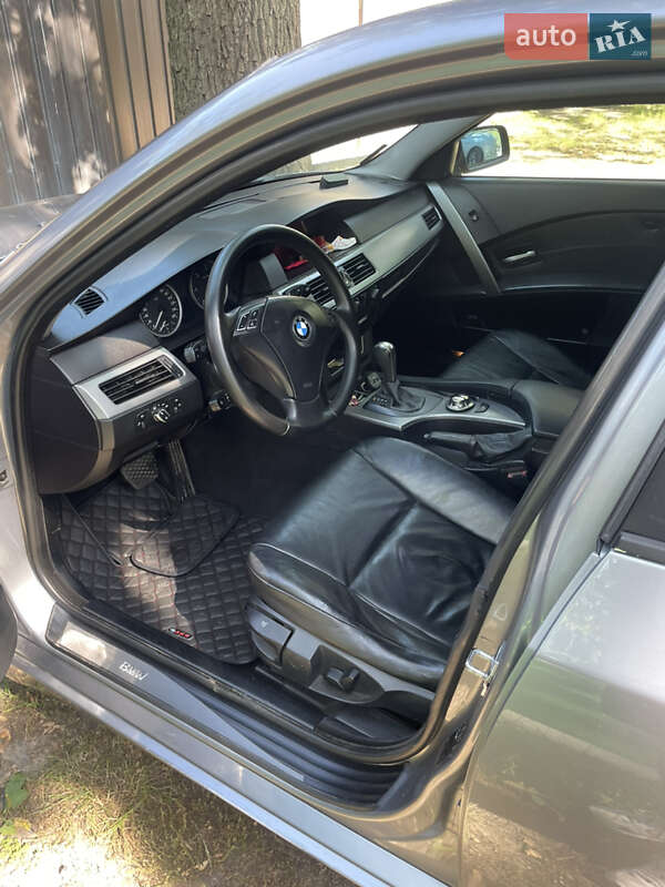 Седан BMW 5 Series 2004 в Іршанському