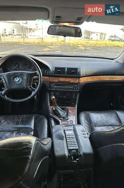 Седан BMW 5 Series 1998 в 