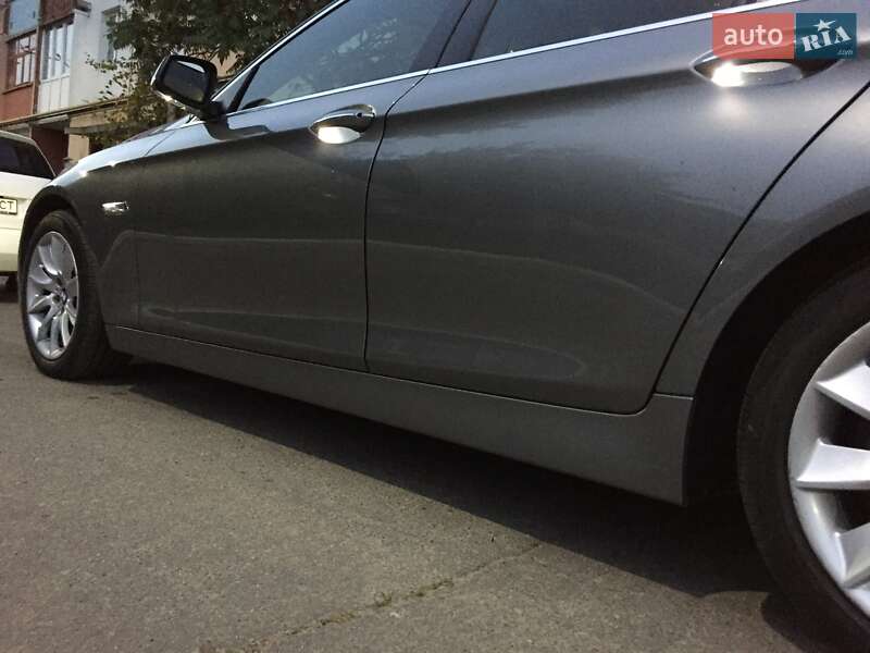 Седан BMW 5 Series 2013 в Хмельницком