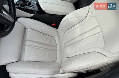 Седан BMW 5 Series 2020 в 