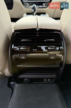 Седан BMW 5 Series 2020 в 