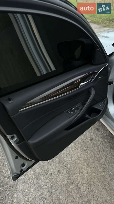 Седан BMW 5 Series 2017 в Львове фото 23 Седан BMW 5 Series 2017 в Львове