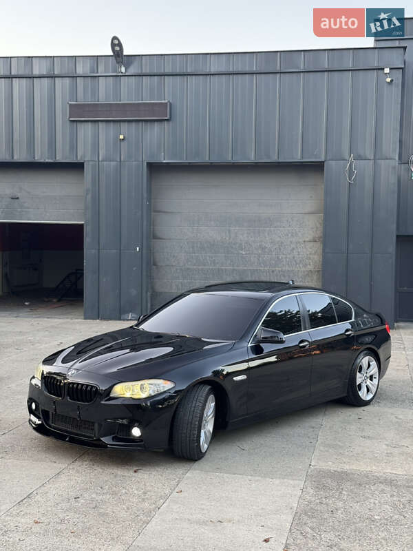 Седан BMW 5 Series 2013 в Тячеве