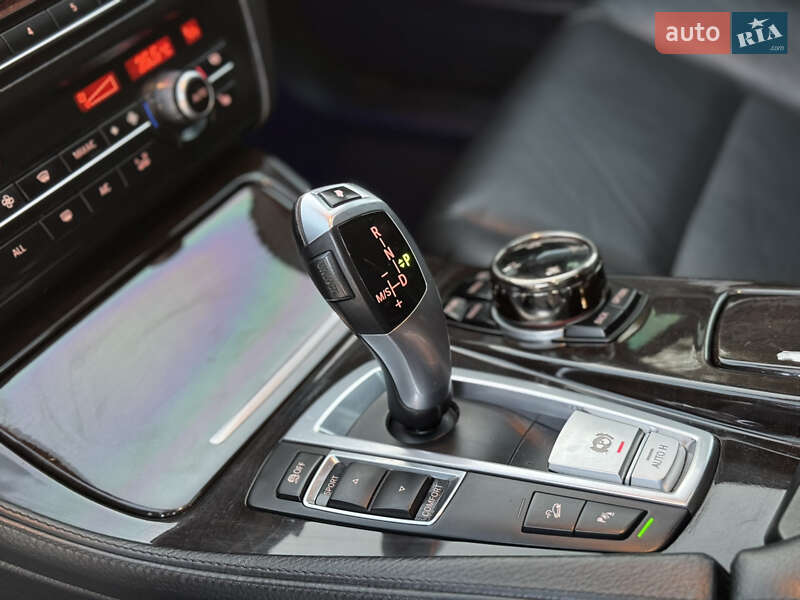 Седан BMW 5 Series 2013 в Тячеве