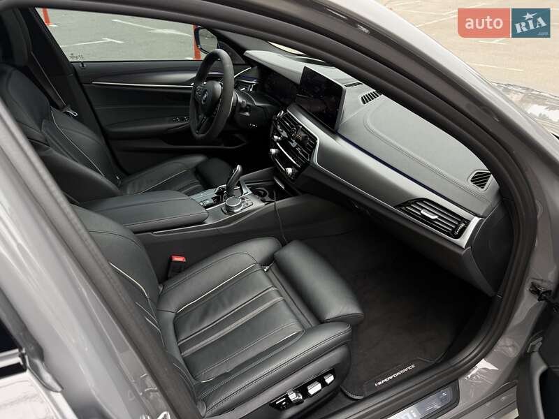 Седан BMW 5 Series 2021 в Киеве