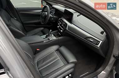 Седан BMW 5 Series 2021 в 