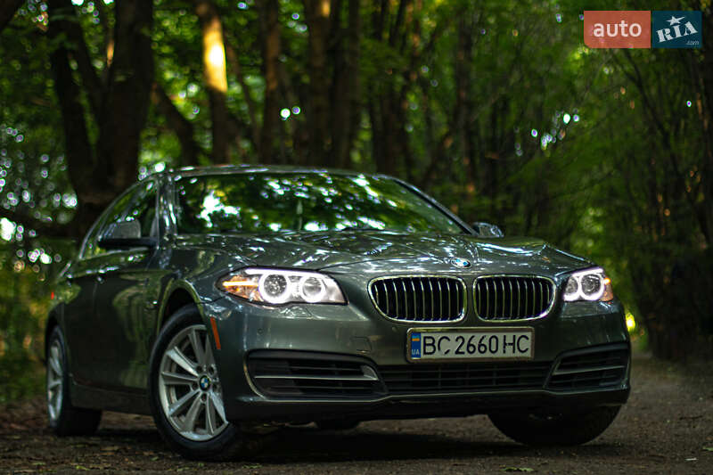 Седан BMW 5 Series 2014 в Львові